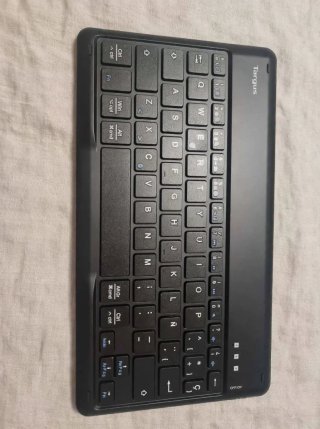 Funda Tablet 9-11 con Teclado Bluetooth Targus