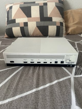 Xbox One S Blanca