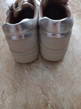 Zapatillas deportivas de mujer, plateadas T.39