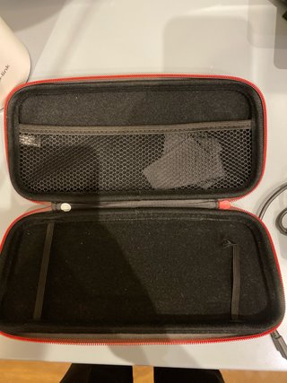 Nintendo Switch Lite Amarilla + Funda y Cargador