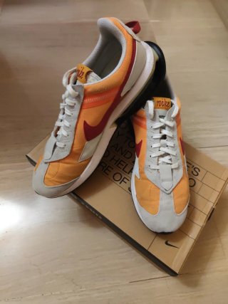 Zapatillas Nike Naranja y Rojo