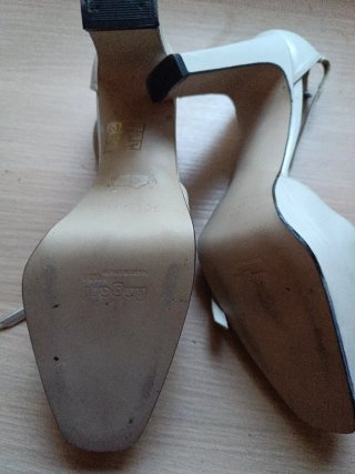 Zapatos de salón Angori talla 39