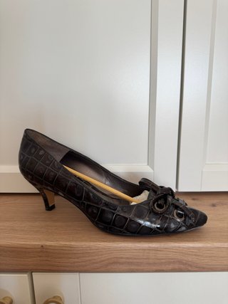 Zapatos vintage Balenciaga piel cocodrilo.