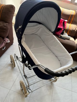 Coche de bebé clásico