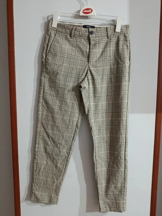 Pantalones de cuadros Bershka talla M