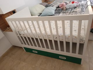 Cuna Ikea con colchón
