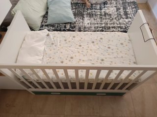 Cuna Ikea con colchón