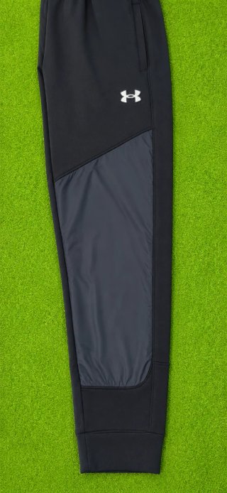 Pantalón Under Armour Negro