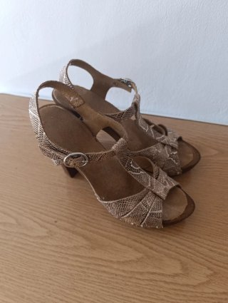 Tacones cobre  y marrones