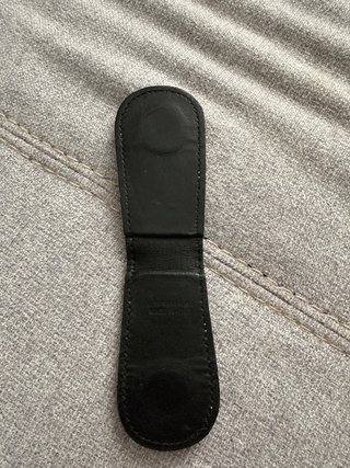 Pinza billetera de cuero roja