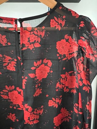 Blusa Zara Estampado Floral Rojo Negro