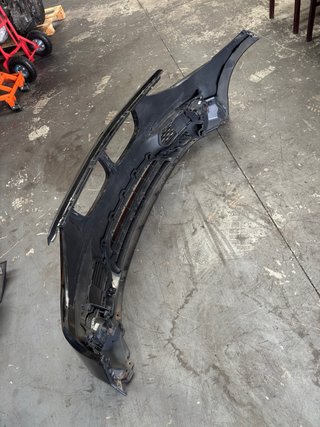 Parachoques BMW Serie 1 F20 Negro Faldones lateral