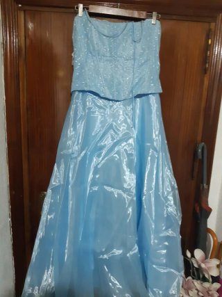 Elegante vestido azul para 15 años o boda