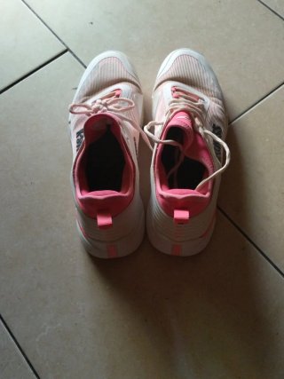 Zapatillas K-SWISS Talla 45 Rosa/Blanco