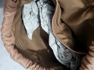 Bolso de mano y bandolera rosa