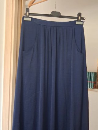 Falda larga Stradivarius Talla S