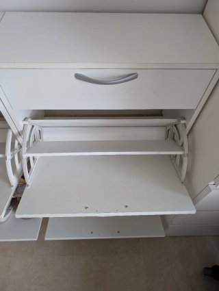 Zapatero blanco con cajon