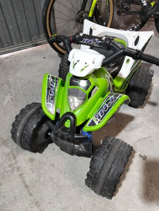 Kuad infantil Kawasaki TNT