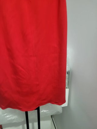 Vestido rojo Guess