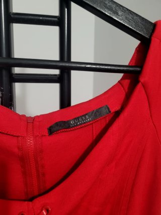 Vestido rojo Guess