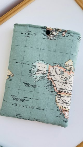 Funda para libro o tablet con mapa