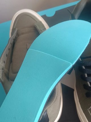 Converse Casual Verde oliva Talla 42 (en caja)