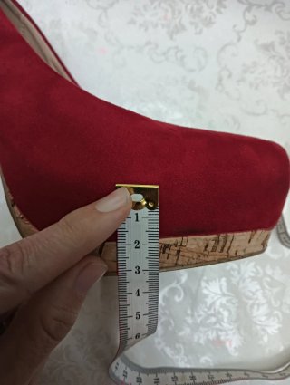 Zapatos de tacón rojos talla 39