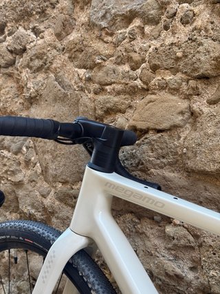 Bicicleta Gravel Blanca