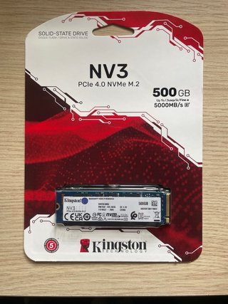 SSD Kingston NV3 500GB PCIe 4.0 NVMe M.2 sin abrir