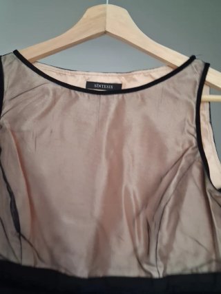 Top fiesta SÍNTESIS beige y negro talla 40