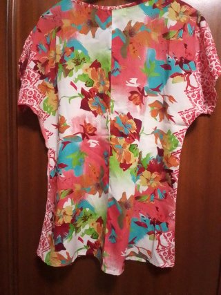 Blusa estampada LUNA LLENA multicolor talla L