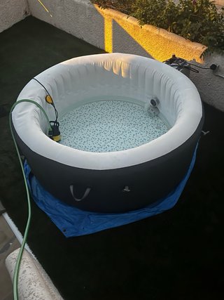 Jacuzzi inflable Bestway gris y blanco