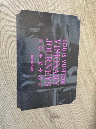 Set di 4 cartoline Louis Vuitton Visionary Journeys