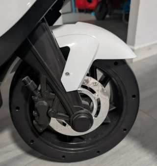 Moto Eléctrica Infantil BMW K1300S