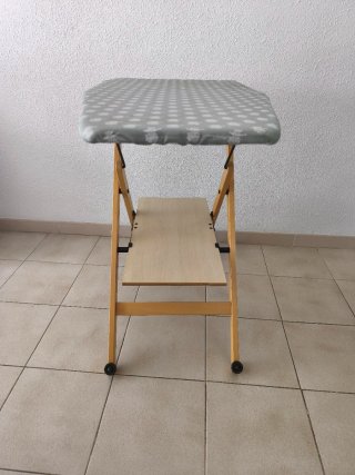 Tabla de planchar de madera plegable