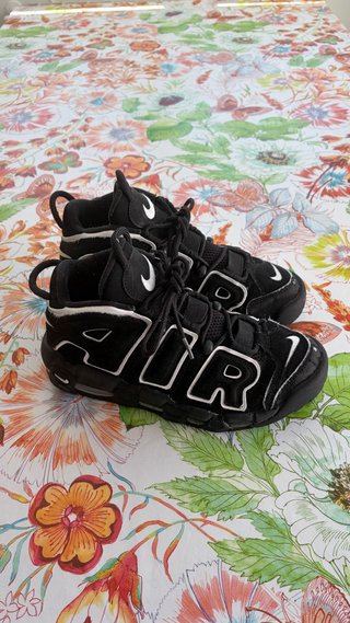Nike Air More Uptempo Clásicas Negro y Blanco