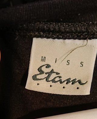 Camiseta miss Etam negra T-48