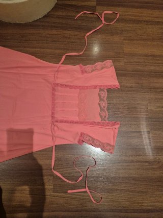 Camisón largo rosa con encaje