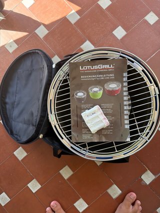 Barbacoa Carbón LotusGrill Azul
