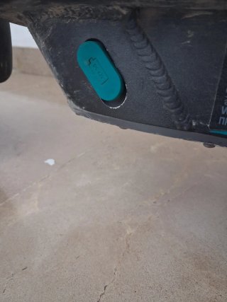 Patinete Eléctrico AMG Petronas MERCEDES
