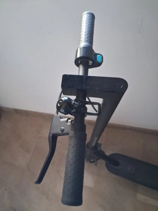Patinete Eléctrico AMG Petronas MERCEDES