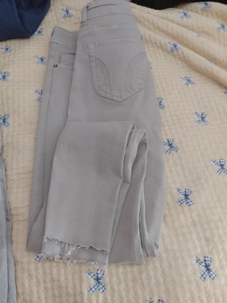 Pantalones vaqueros apretados
