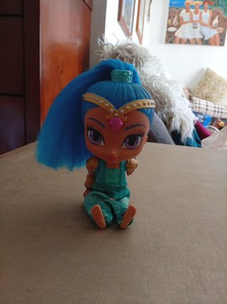 Muñeca Shimmer