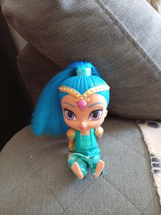 Muñeca Shimmer