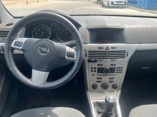 Opel Astra 2007