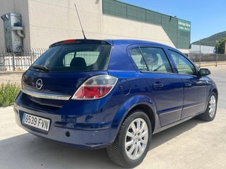 Opel Astra 2007