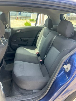 Opel Astra 2007