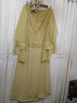 Vestido elegante dorado para bodas