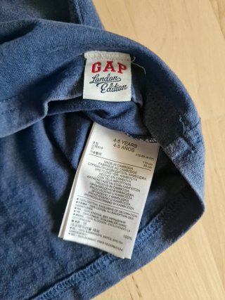 Camiseta GAP Kids azul con logo