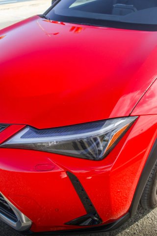 Lexus UX 300h Hybrid | 2025 | 18.000 km
